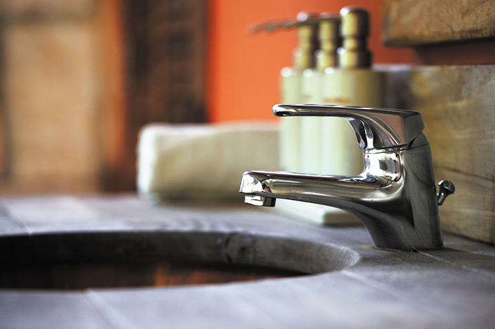A2B Plumbers are able to fix any leaking taps you may have in Childs Hill. 
